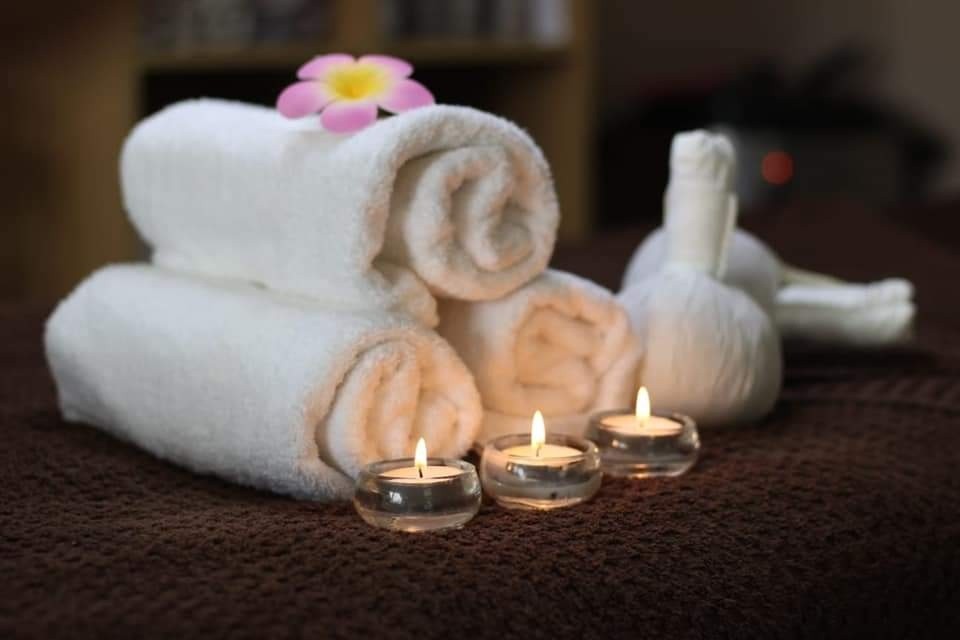Earth massage and wellness by Taa